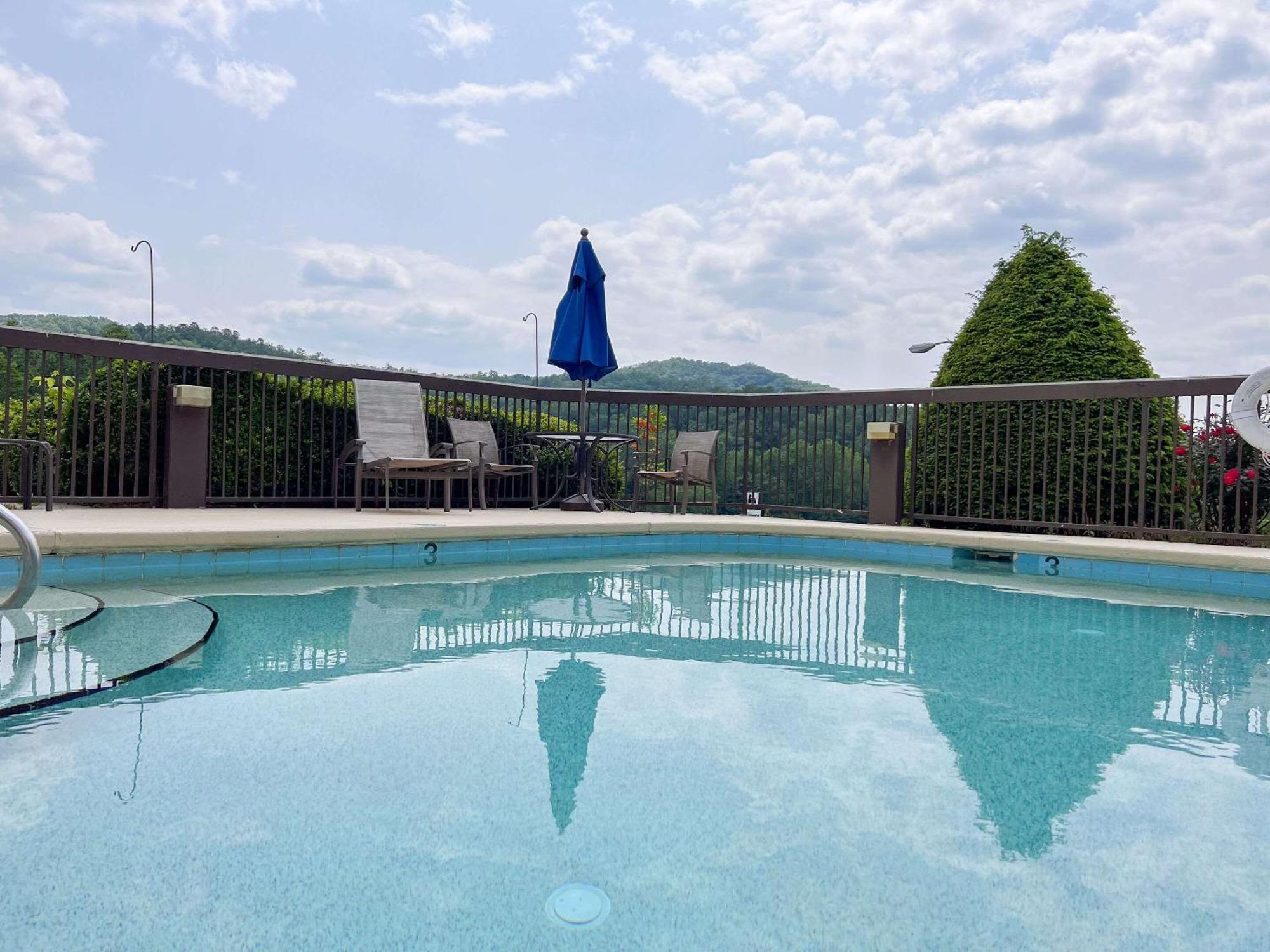 Cherokee Inn Exteriér fotografie